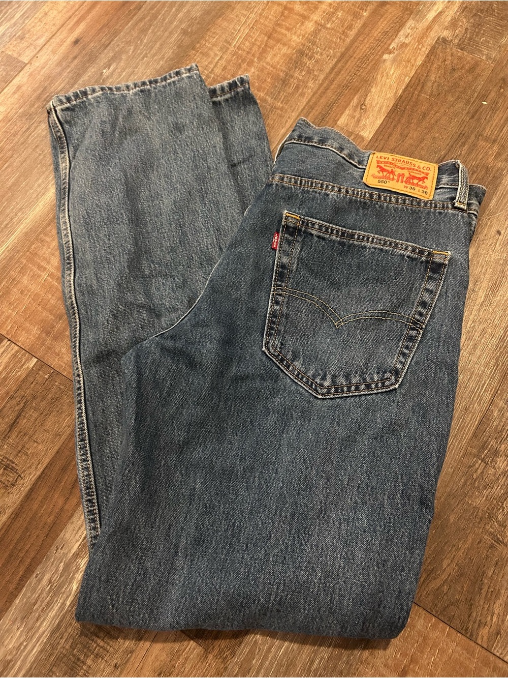 50%offw❤️ Levi's 550 Relaxed Jeans Mens Size 36x36